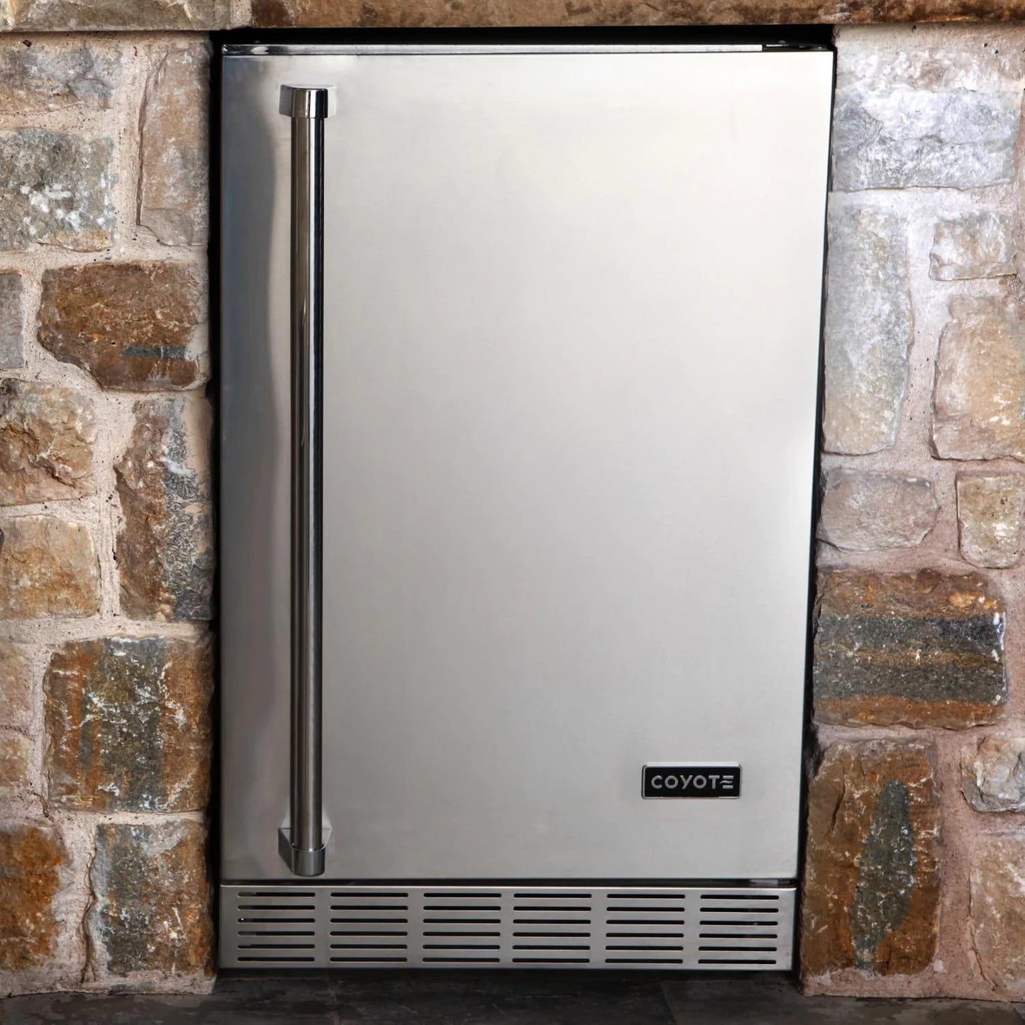 Coyote 21-Inch 4.1 Cu. Ft. Hinge Outdoor Rated Compact Refrigerator - Sunzout Outdoor Spaces LLC