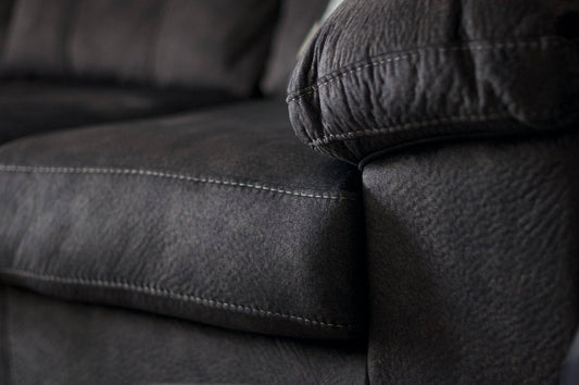 Aluminum Sofa Sets vs. Teak Sofa Sets: Making the Right Choice for Your Patio - Sunzout Outdoor Spaces LLC