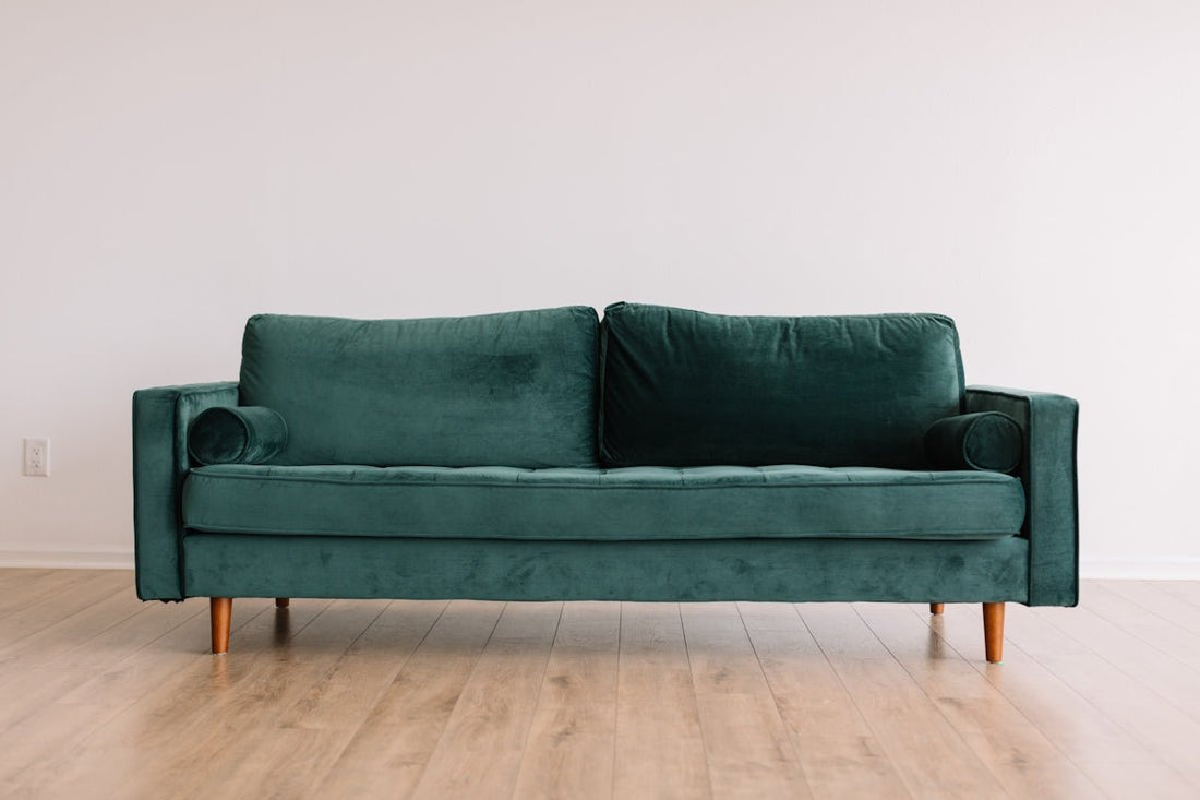 Choosing Between Teak Sofa Sets and Aluminum Sofa Sets For Your Backyard - Sunzout Outdoor Spaces LLC