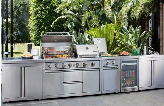 Embrace the Great Outdoors with the Latest Trend: Outdoor Kitchens - Sunzout Outdoor Spaces LLC