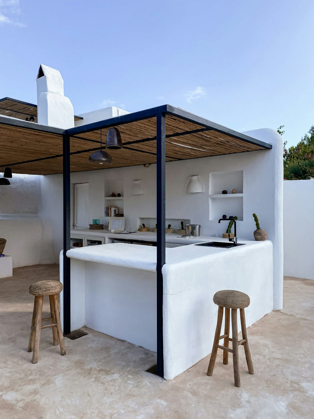 The Many Advantages of Modular Outdoor Kitchens for a Personalized Space - Sunzout Outdoor Spaces LLC