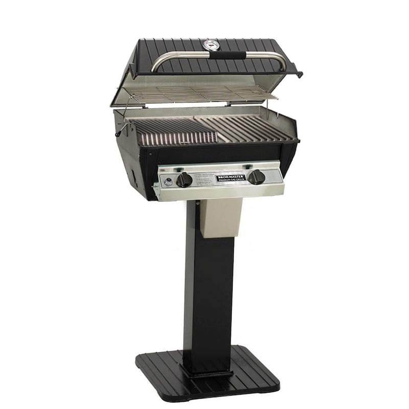 Broilmaster R3BN Infrared Combination Natural Gas Grill On Black In-Ground Post - Sunzout Outdoor Spaces LLC